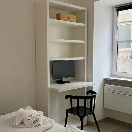 Lägenhet Studio Five