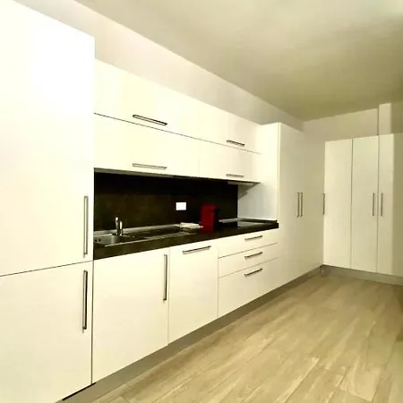 Lägenhet Studio Five